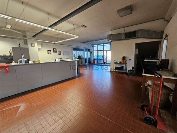 capannone in vendita a Carpi