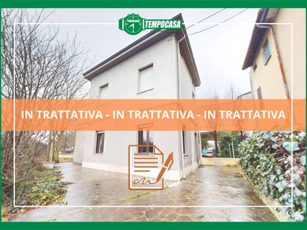 casa indipendente in vendita a Carpi in zona Quartirolo