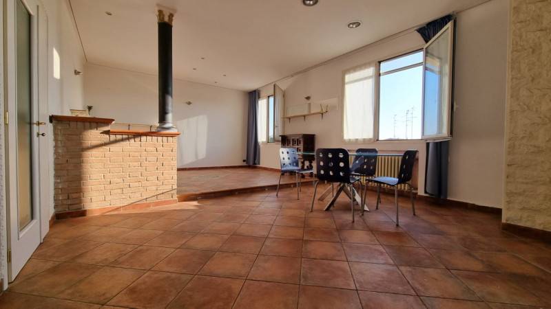 appartamento in vendita a Carpi in zona Centro Storico