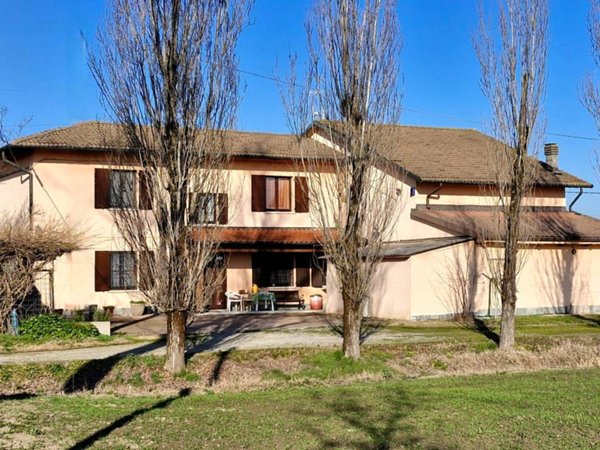 casa indipendente in vendita a Carpi in zona Budrione