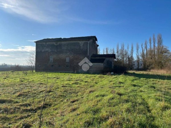 casale in vendita a Carpi in zona San Marino