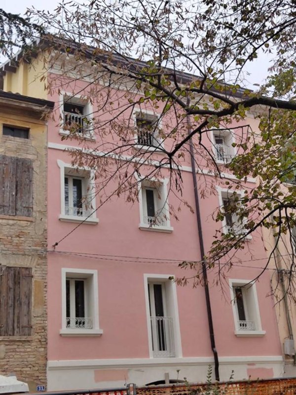 appartamento in vendita a Carpi in zona Centro Storico