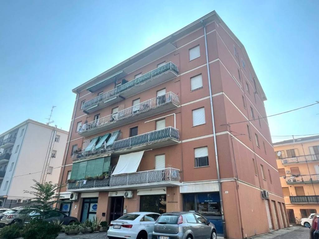 appartamento in vendita a Carpi in zona Cibeno Pile