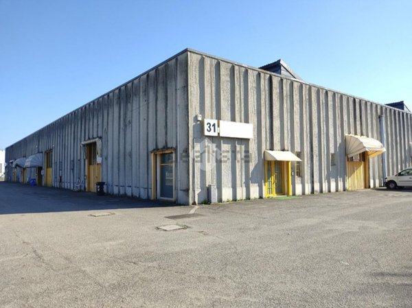 capannone in vendita a Carpi