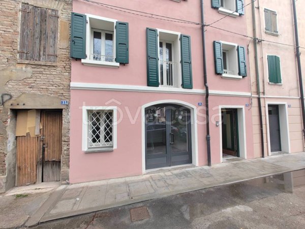 appartamento in vendita a Carpi in zona Centro Storico