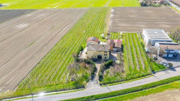 terreno agricolo in vendita a Carpi