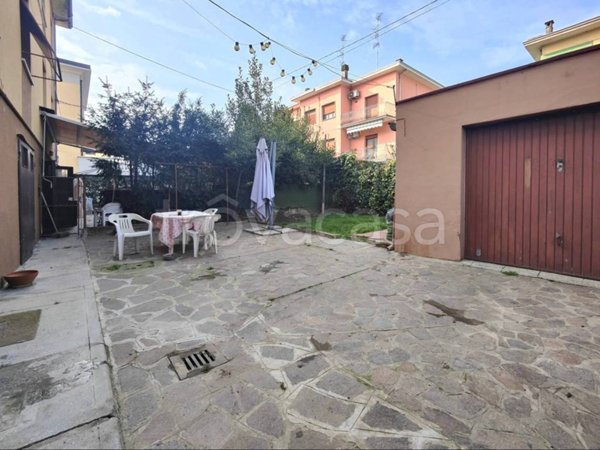 casa indipendente in vendita a Carpi in zona Centro Storico