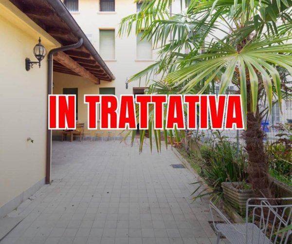 casa indipendente in vendita a Carpi in zona Cortile