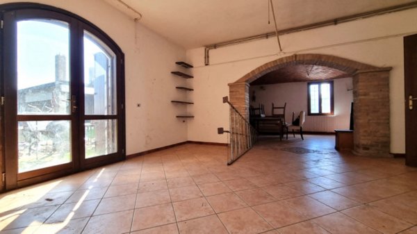 casa indipendente in vendita a Carpi in zona Cortile