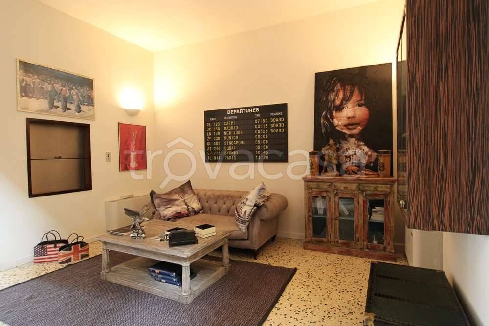 negozio in vendita a Carpi in zona Centro Storico