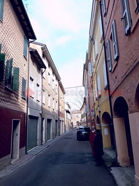 casa indipendente in vendita a Carpi in zona Centro Storico
