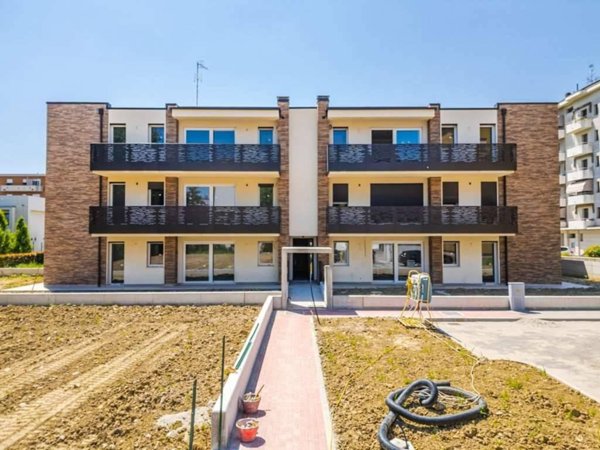 appartamento in vendita a Carpi in zona Quartirolo