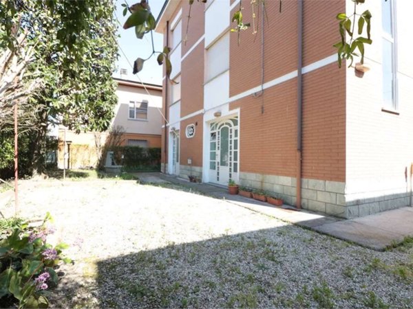 casa indipendente in vendita a Carpi