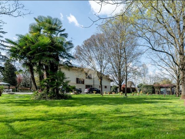 casa indipendente in vendita a Carpi