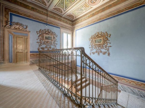 appartamento in vendita a Carpi in zona Centro Storico