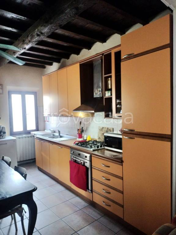 appartamento in vendita a Carpi in zona Centro Storico