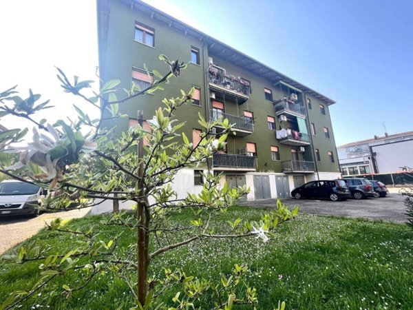 appartamento in vendita a Carpi in zona Cibeno Pile