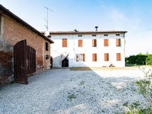 casa indipendente in vendita a Carpi