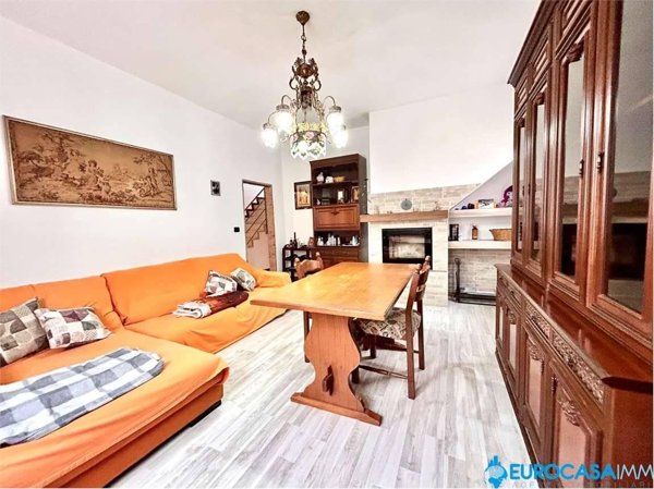 casa indipendente in vendita a Carpi in zona San Marino