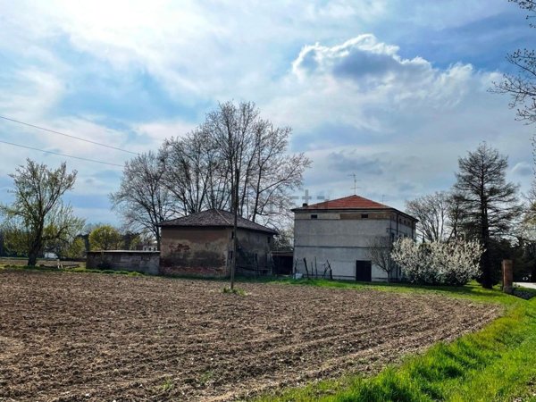terreno agricolo in vendita a Carpi in zona Santa Croce