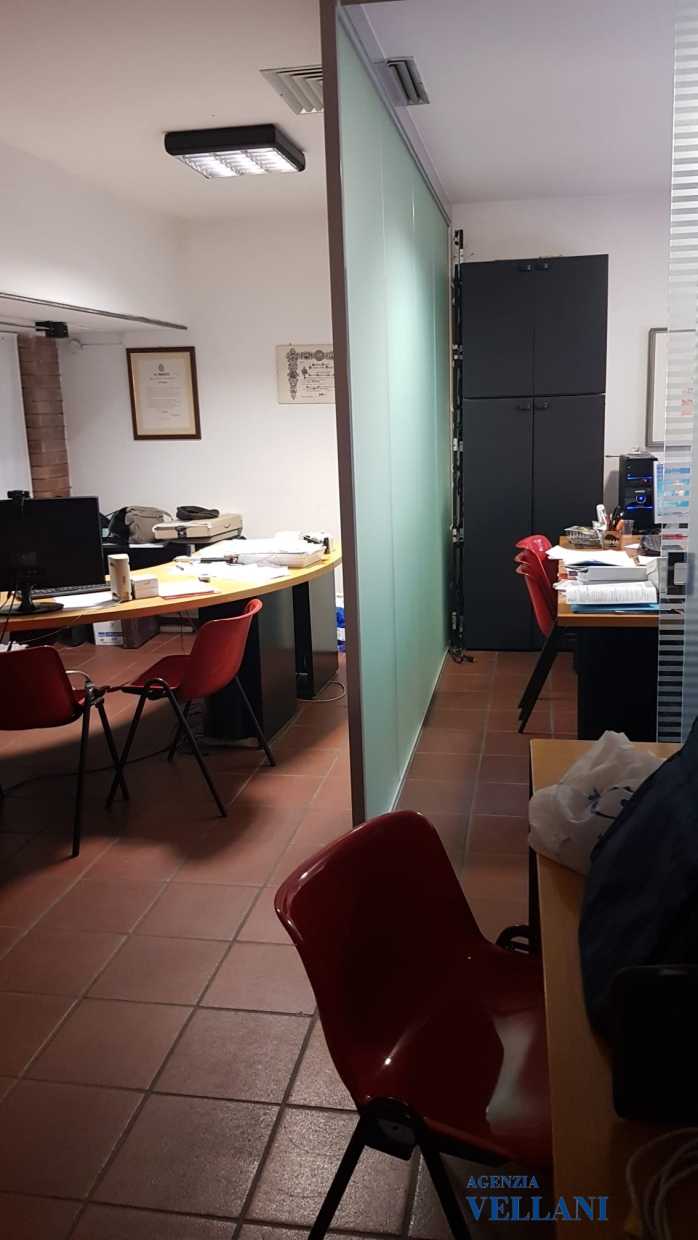 locale commerciale in vendita a Carpi