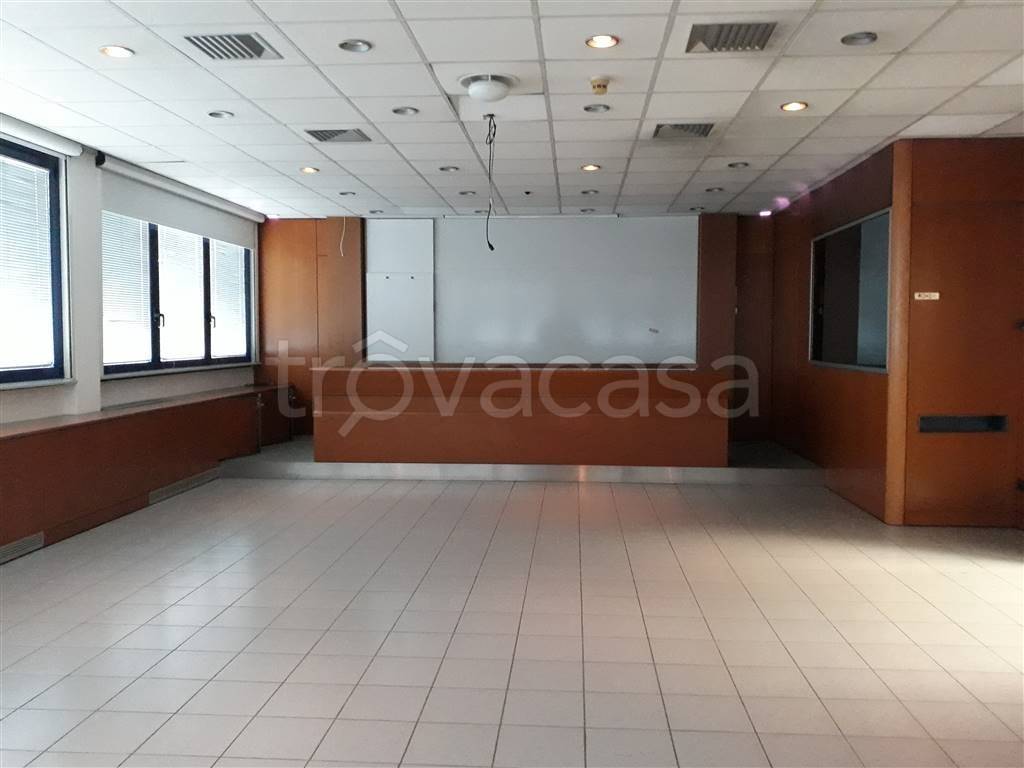 ufficio in vendita a Carpi