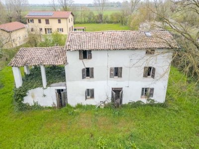 casa indipendente in vendita a Carpi in zona Budrione