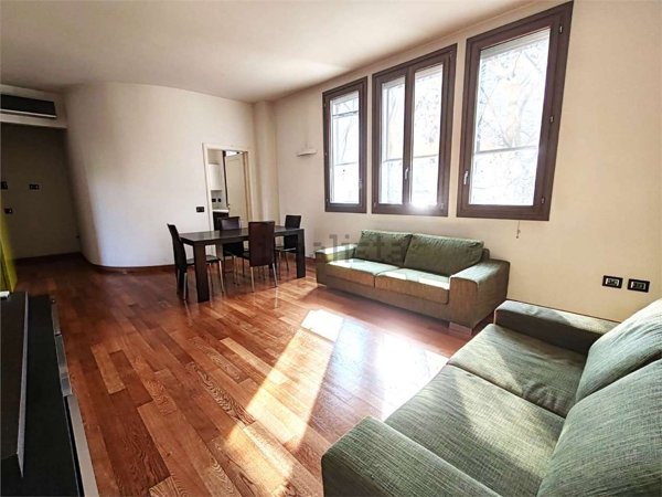 appartamento in vendita a Carpi in zona Centro Storico