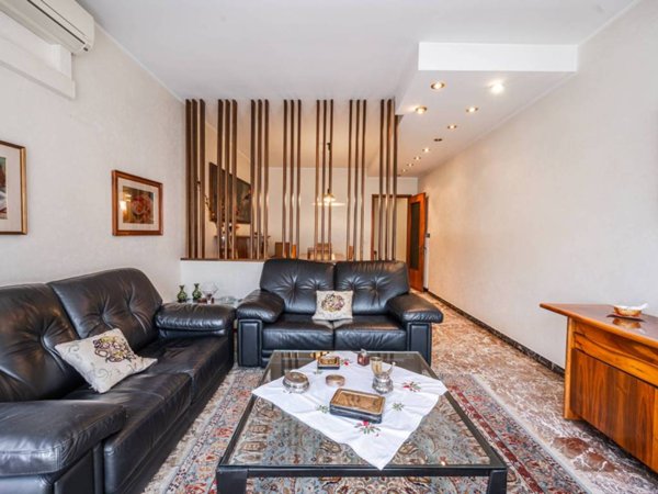 appartamento in vendita a Carpi in zona Centro Storico