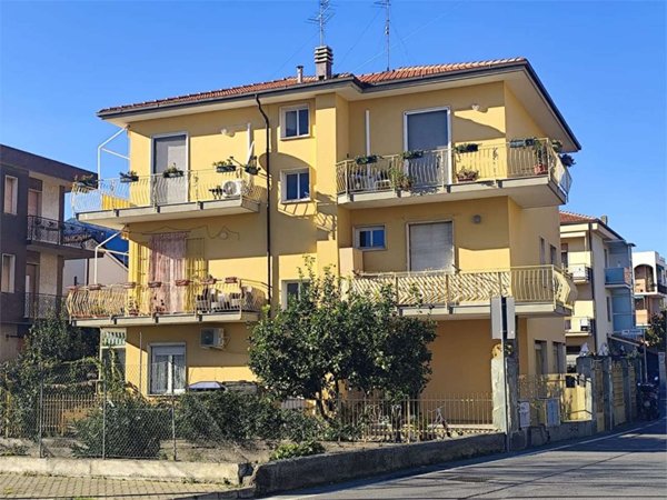 appartamento in vendita a Carpi in zona Cortile