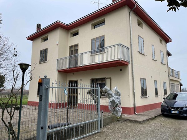 casa indipendente in vendita a Carpi in zona Santa Croce