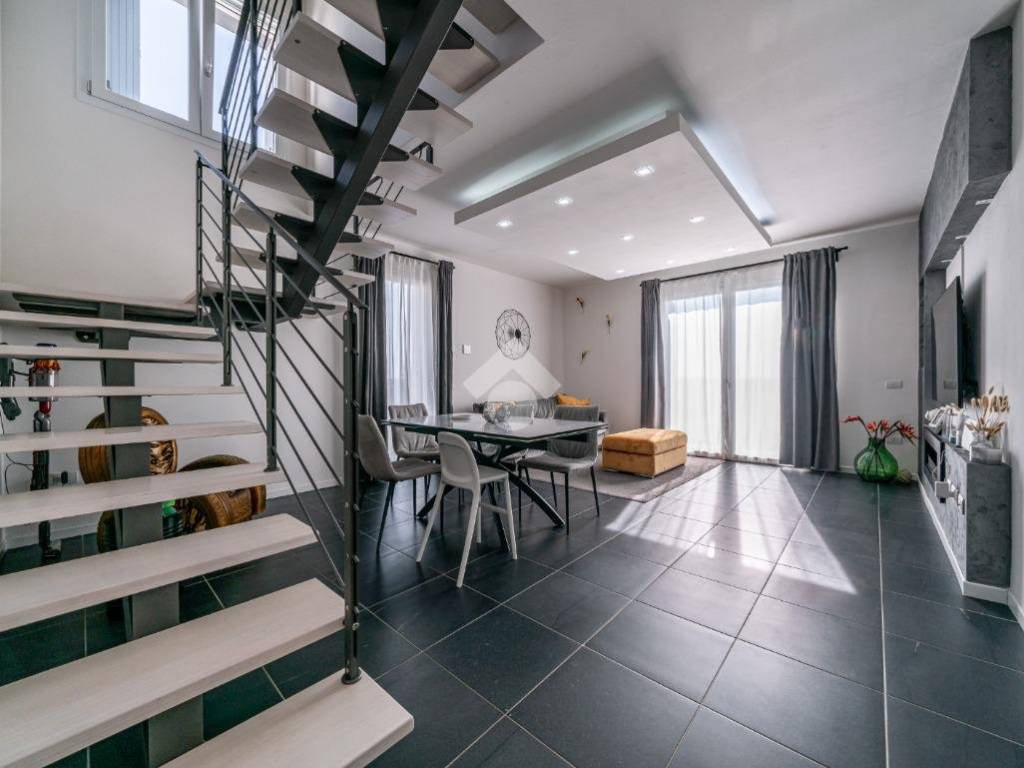 appartamento in vendita a Carpi in zona San Marino