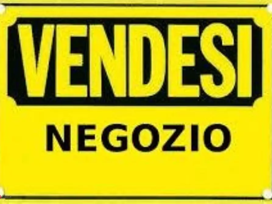 negozio in vendita a Carpi in zona Centro Storico