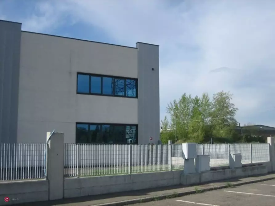 locale commerciale in vendita a Carpi