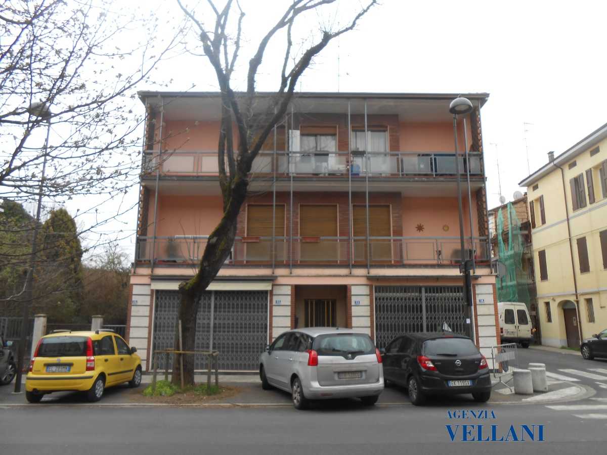 casa indipendente in vendita a Carpi in zona Centro Storico