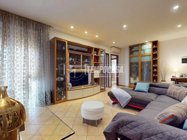 appartamento in vendita a Carpi in zona Quartirolo