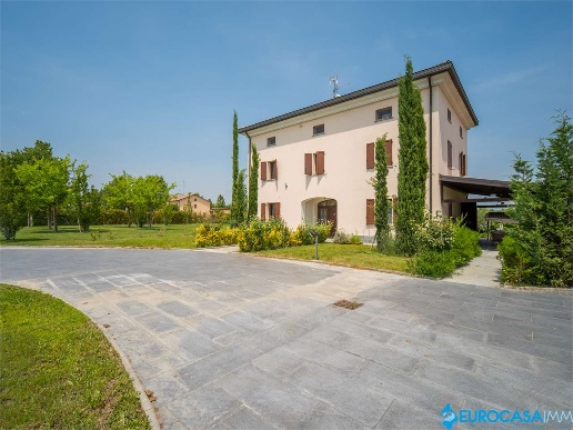 casa indipendente in vendita a Carpi in zona Budrione
