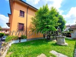 casa indipendente in vendita a Carpi in zona Cibeno Pile