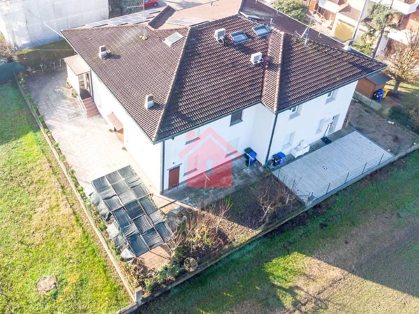 casa indipendente in vendita a Carpi in zona San Marino