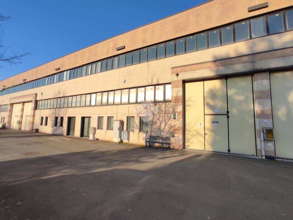 capannone in vendita a Carpi