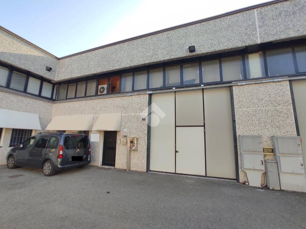 capannone in vendita a Carpi