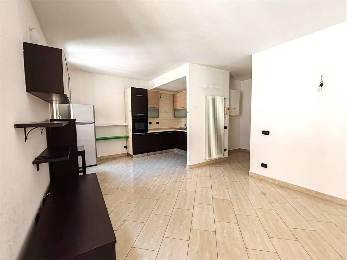 appartamento in vendita a Carpi in zona Centro Storico