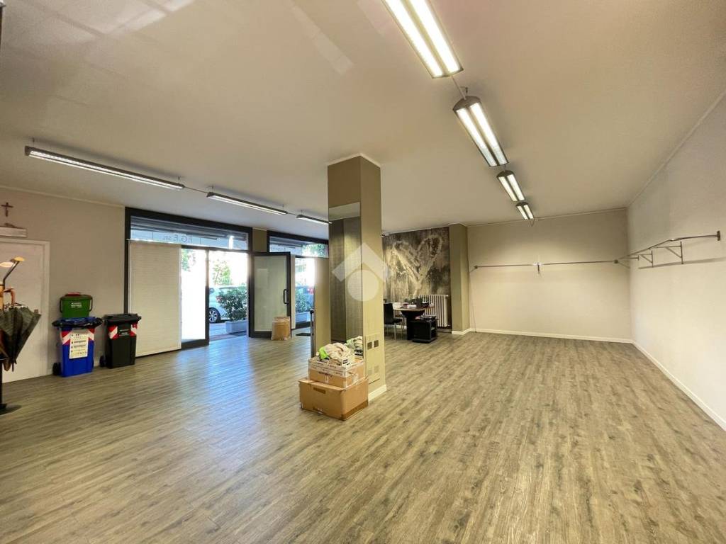 ufficio in vendita a Carpi