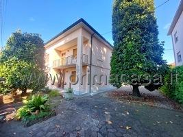 casa indipendente in vendita a Carpi in zona Cibeno Pile
