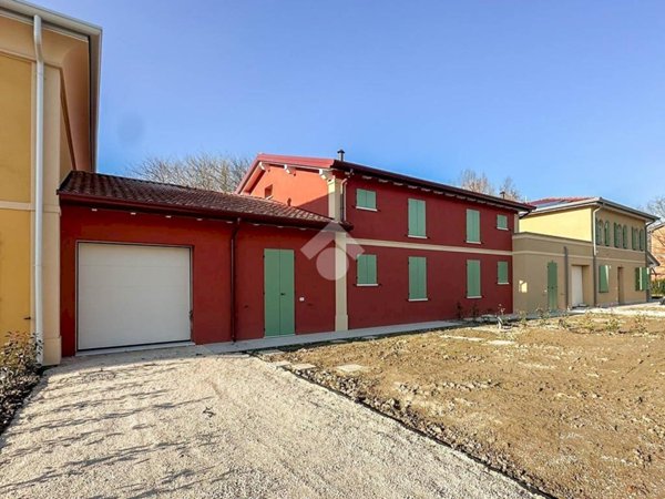 casa indipendente in vendita a Carpi in zona Santa Croce