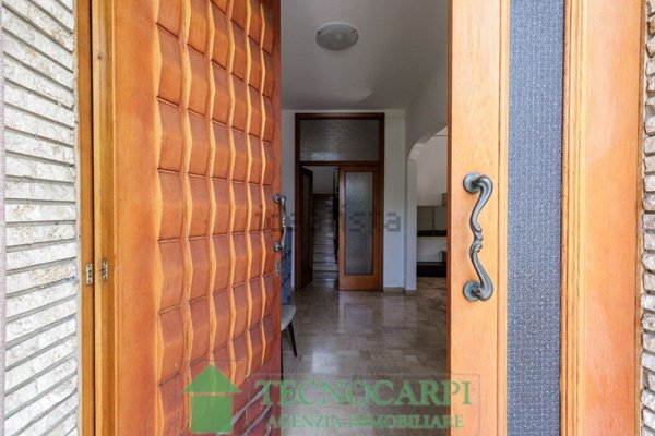 casa indipendente in vendita a Carpi in zona Cortile