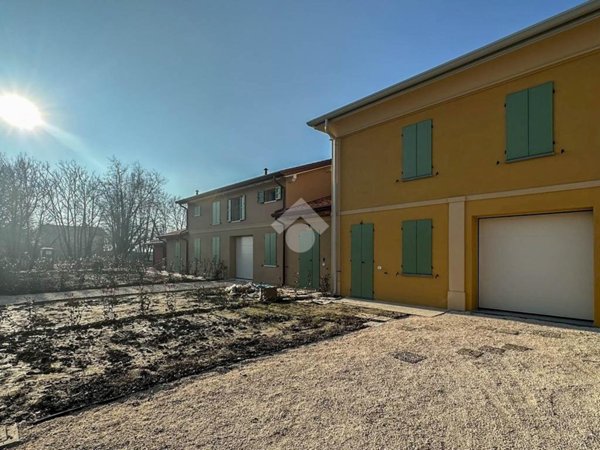 casa indipendente in vendita a Carpi in zona Santa Croce