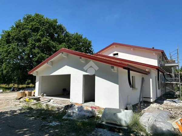 casa indipendente in vendita a Carpi in zona Santa Croce