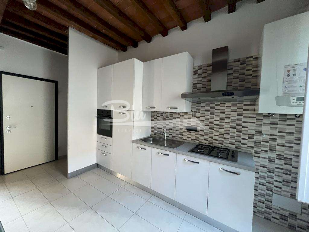 appartamento in vendita a Carpi in zona Centro Storico