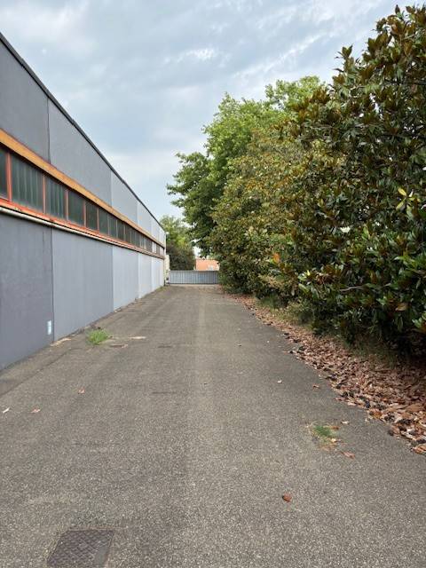 locale commerciale in vendita a Carpi in zona Budrione